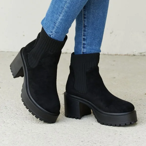 Strive For More Chunky Sole Sock Booties in Black - Picture 2 of 9